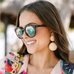 Freyrs Collins around Sunglasses in Tortoise